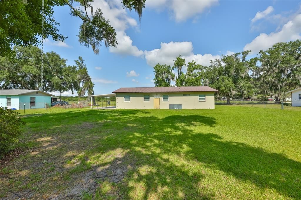 For Sale: $370,000 (3 beds, 1 baths, 1208 Square Feet)