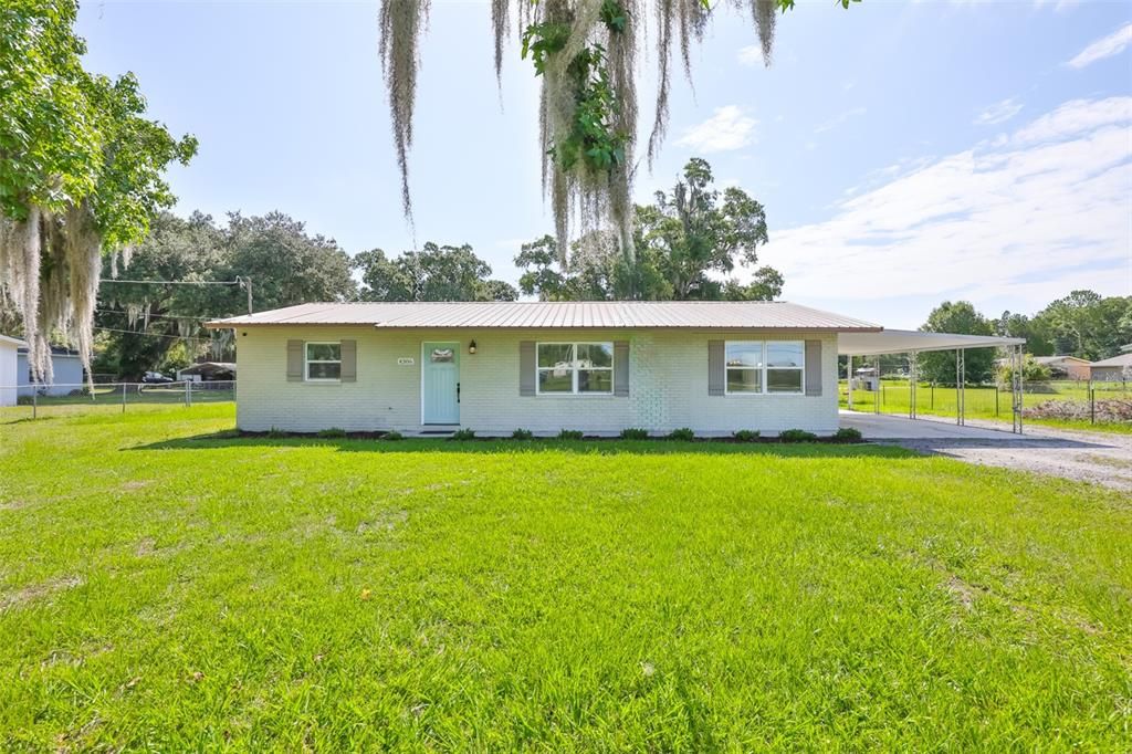 For Sale: $370,000 (3 beds, 1 baths, 1208 Square Feet)