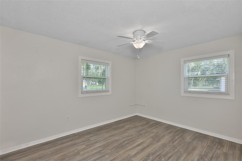 For Sale: $370,000 (3 beds, 1 baths, 1208 Square Feet)