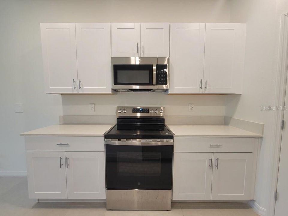 En Renta: $1,999 (3 camas, 2 baños, 1597 Pies cuadrados)
