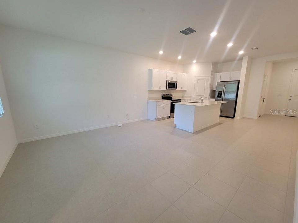 En Renta: $1,999 (3 camas, 2 baños, 1597 Pies cuadrados)