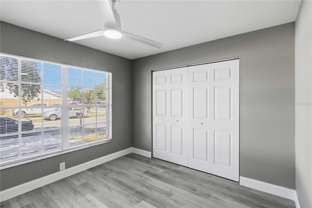 For Sale: $247,500 (2 beds, 2 baths, 1038 Square Feet)