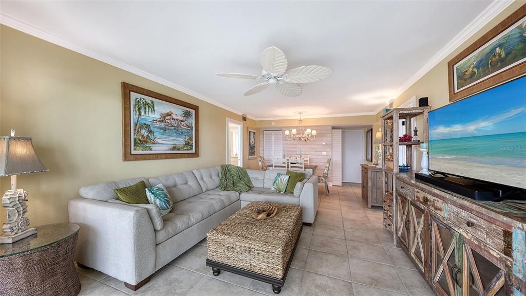 En Venta: $689,000 (2 camas, 2 baños, 1152 Pies cuadrados)