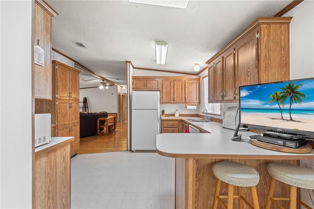 For Sale: $190,000 (3 beds, 2 baths, 1512 Square Feet)