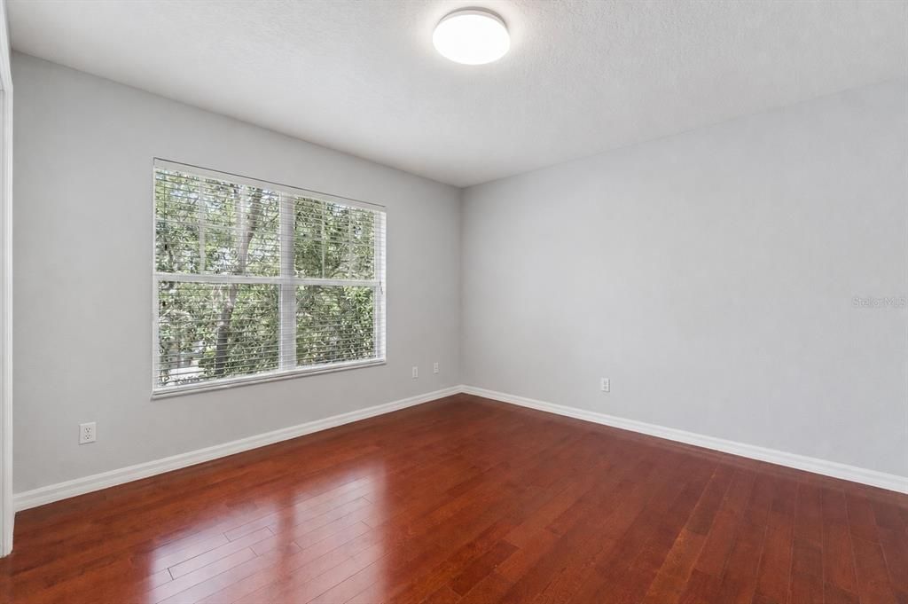 For Sale: $545,000 (4 beds, 3 baths, 2548 Square Feet)