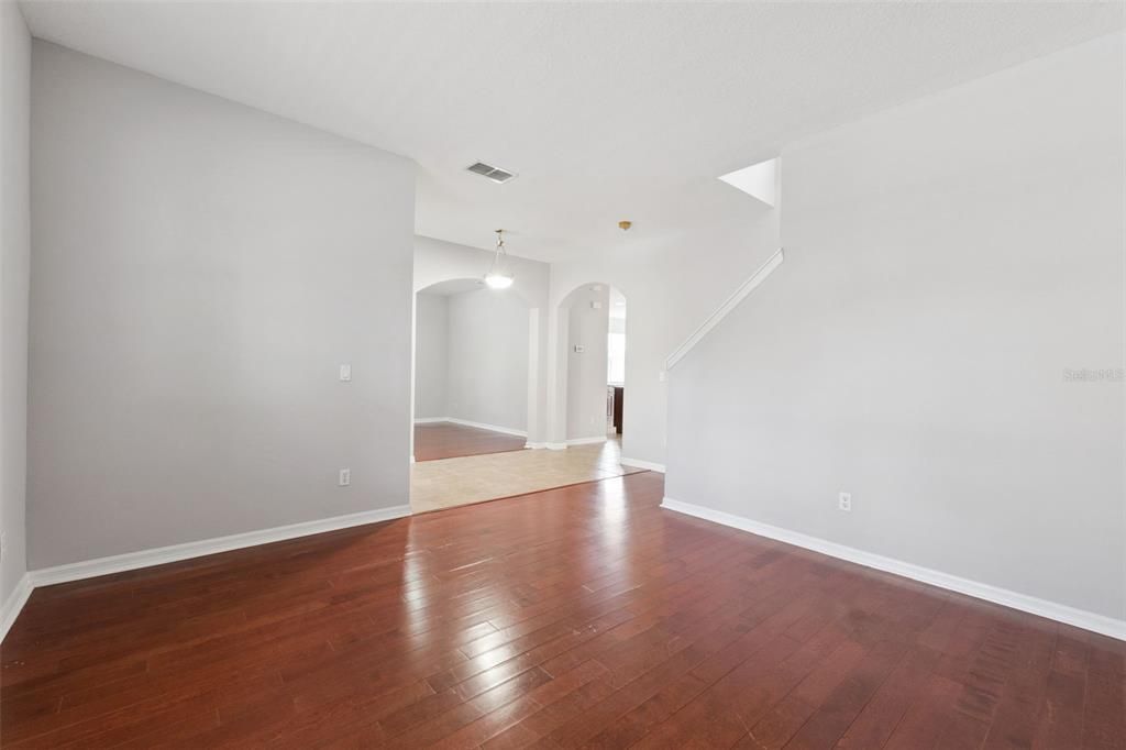For Sale: $545,000 (4 beds, 3 baths, 2548 Square Feet)