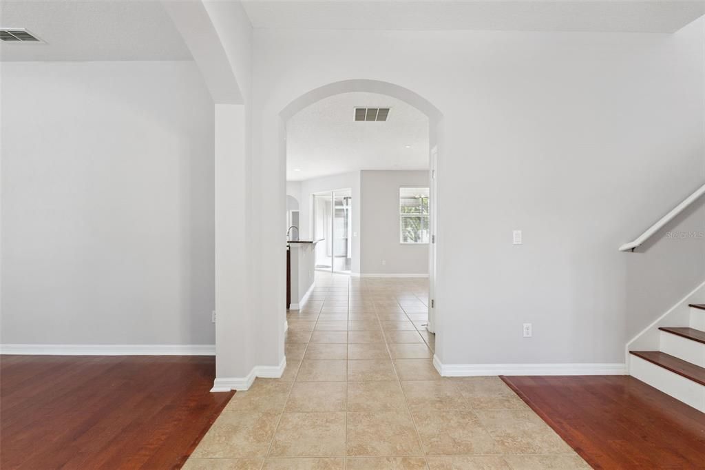 For Sale: $545,000 (4 beds, 3 baths, 2548 Square Feet)