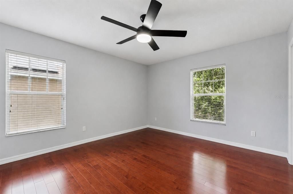 For Sale: $545,000 (4 beds, 3 baths, 2548 Square Feet)