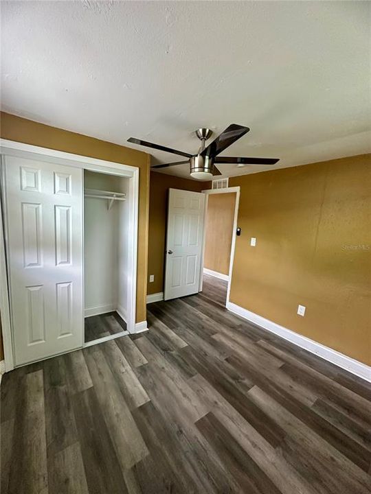 For Rent: $1,850 (3 beds, 2 baths, 888 Square Feet)