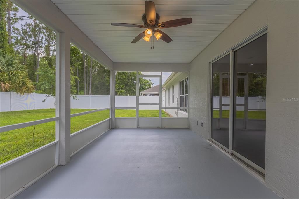 For Sale: $375,000 (4 beds, 3 baths, 2426 Square Feet)