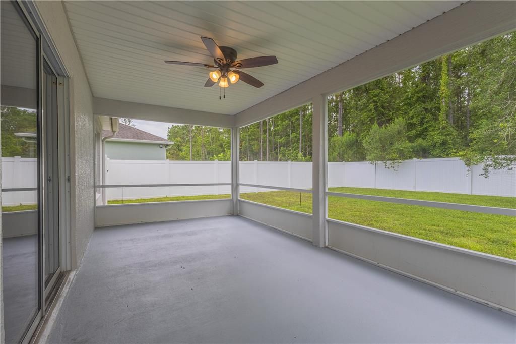 For Sale: $375,000 (4 beds, 3 baths, 2426 Square Feet)