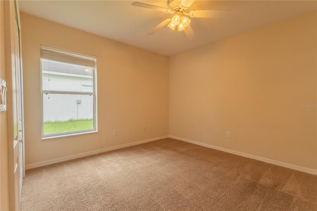 For Sale: $375,000 (4 beds, 3 baths, 2426 Square Feet)
