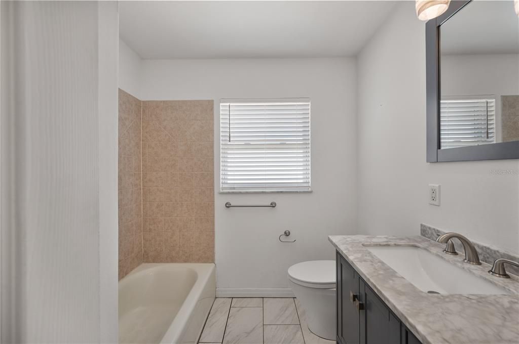 For Sale: $415,000 (4 beds, 2 baths, 1938 Square Feet)