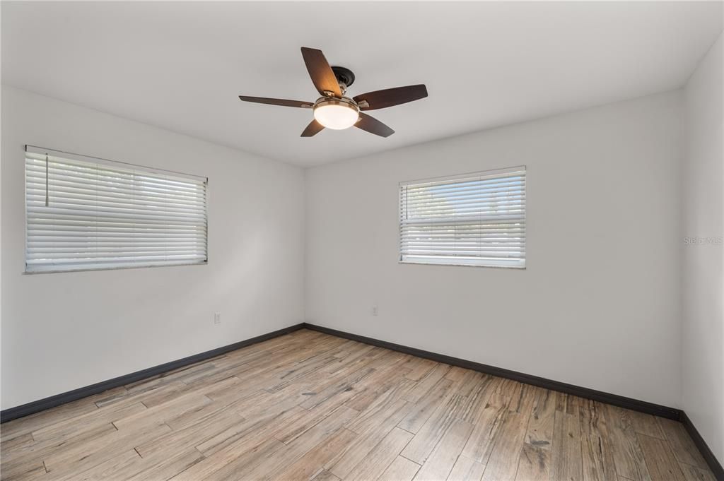 For Sale: $415,000 (4 beds, 2 baths, 1938 Square Feet)