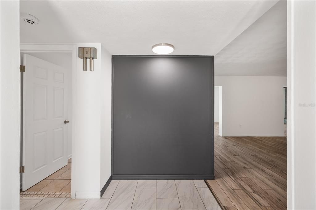 For Sale: $415,000 (4 beds, 2 baths, 1938 Square Feet)