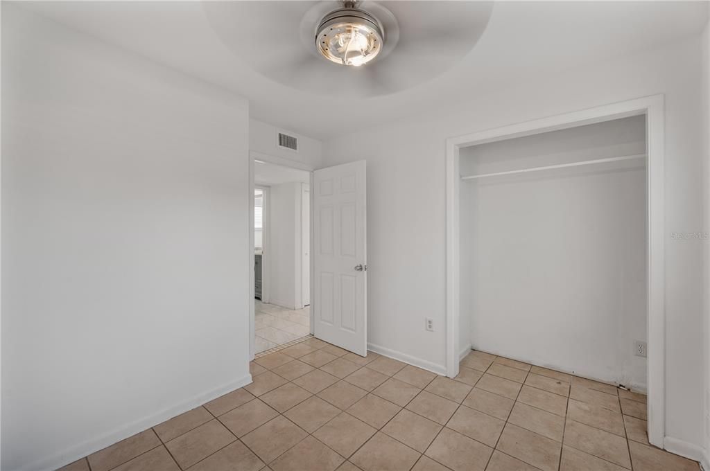 For Sale: $415,000 (4 beds, 2 baths, 1938 Square Feet)