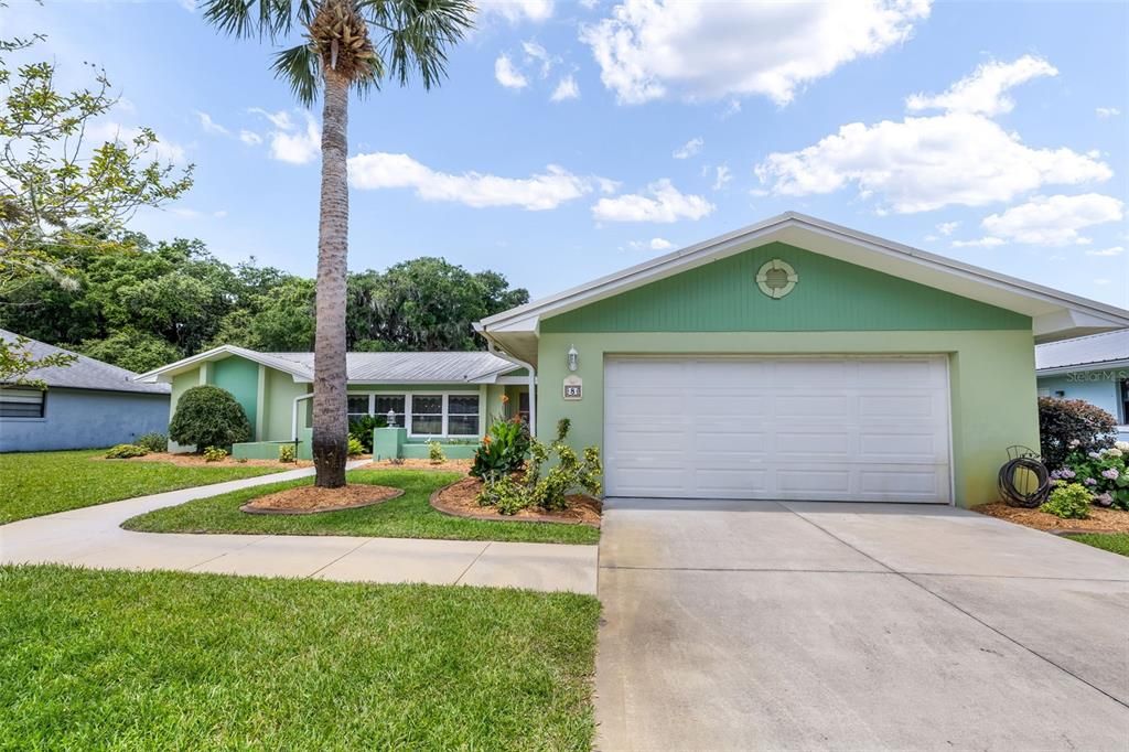 For Sale: $349,900 (3 beds, 2 baths, 1902 Square Feet)