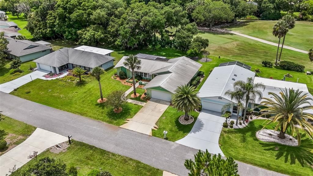 For Sale: $349,900 (3 beds, 2 baths, 1902 Square Feet)
