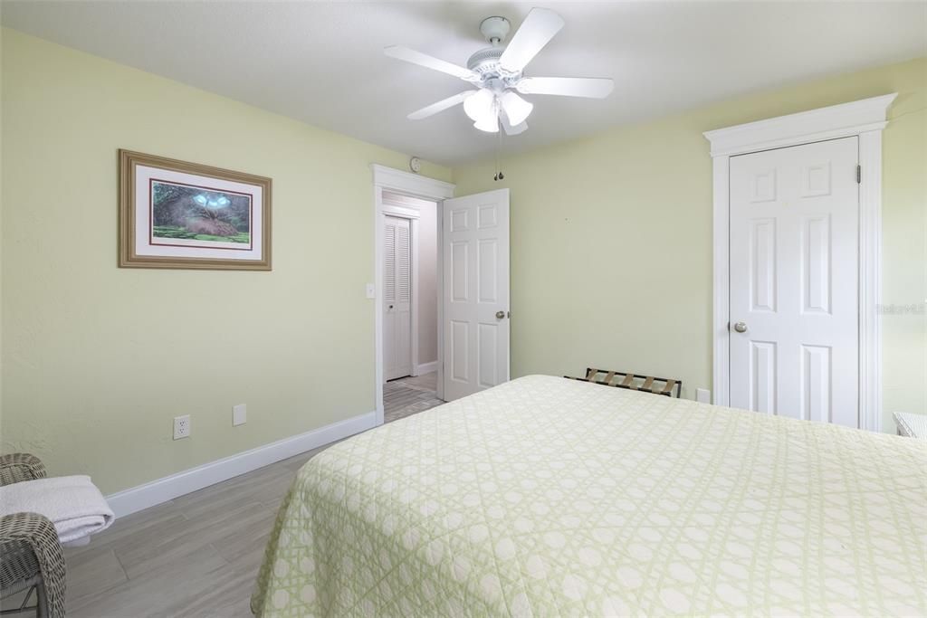 For Sale: $349,900 (3 beds, 2 baths, 1902 Square Feet)