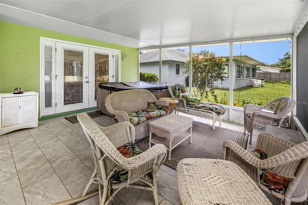 For Sale: $349,900 (3 beds, 2 baths, 1902 Square Feet)