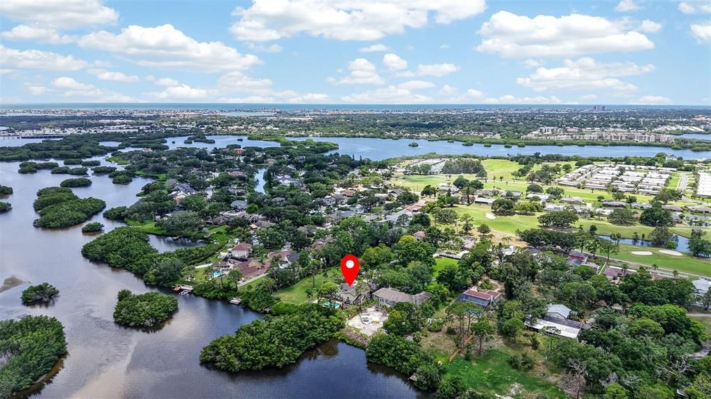 For Sale: $2,395,000 (5 beds, 6 baths, 5624 Square Feet)