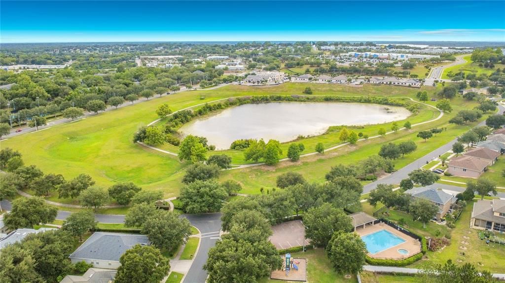 En Venta: $499,900 (4 camas, 3 baños, 2094 Pies cuadrados)