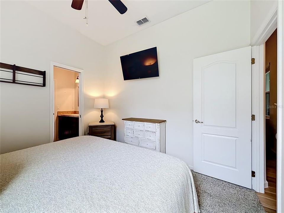 En Venta: $499,900 (4 camas, 3 baños, 2094 Pies cuadrados)