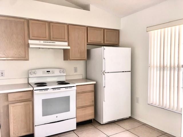 For Rent: $1,650 (2 beds, 2 baths, 1013 Square Feet)