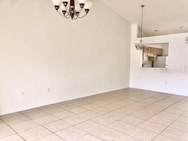 For Rent: $1,650 (2 beds, 2 baths, 1013 Square Feet)