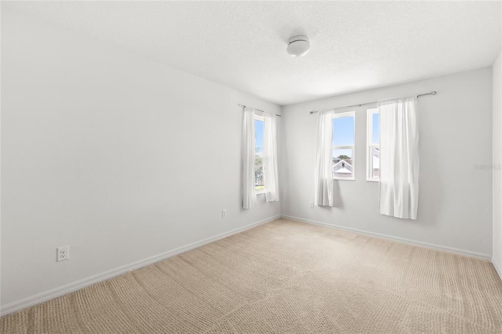 На продажу: $559,999 (3 спален, 2 ванн, 2937 Квадратных фут)