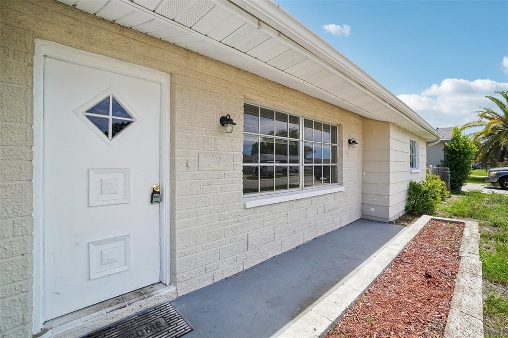 For Sale: $225,000 (3 beds, 2 baths, 1410 Square Feet)