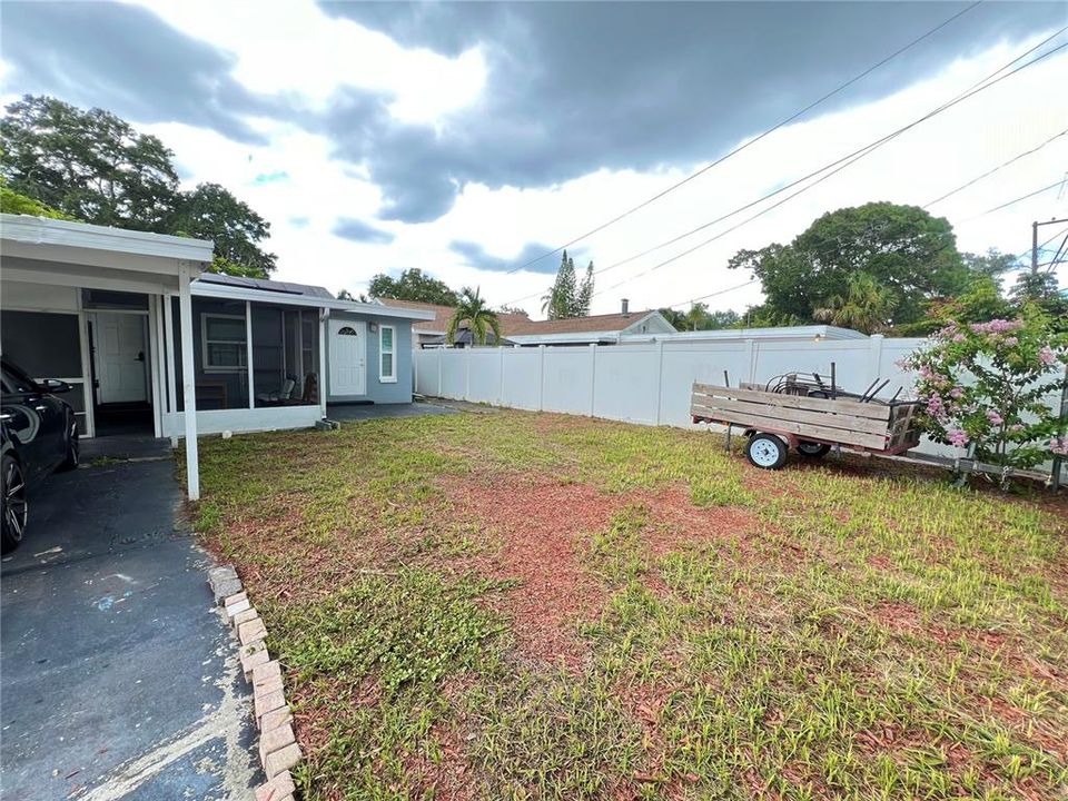 For Rent: $1,695 (1 beds, 1 baths, 650 Square Feet)