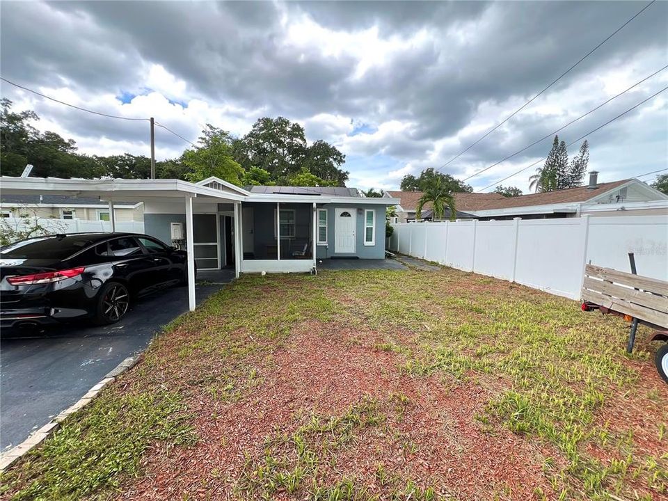 For Rent: $1,695 (1 beds, 1 baths, 650 Square Feet)