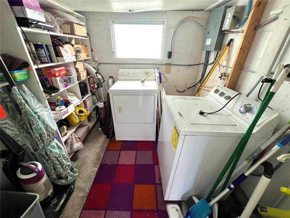 For Rent: $1,695 (1 beds, 1 baths, 650 Square Feet)