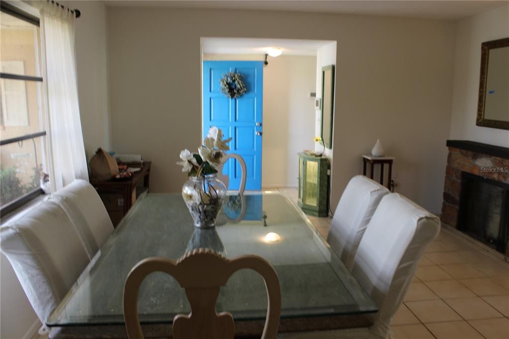For Sale: $335,000 (3 beds, 2 baths, 2138 Square Feet)