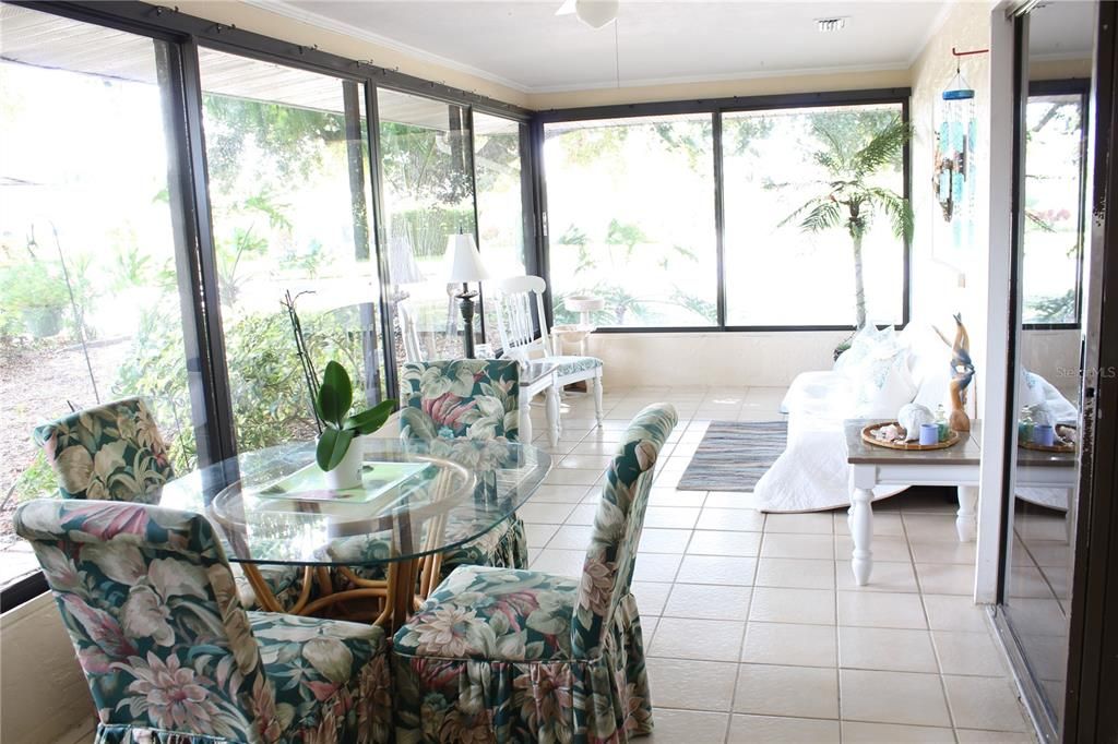 For Sale: $335,000 (3 beds, 2 baths, 2138 Square Feet)