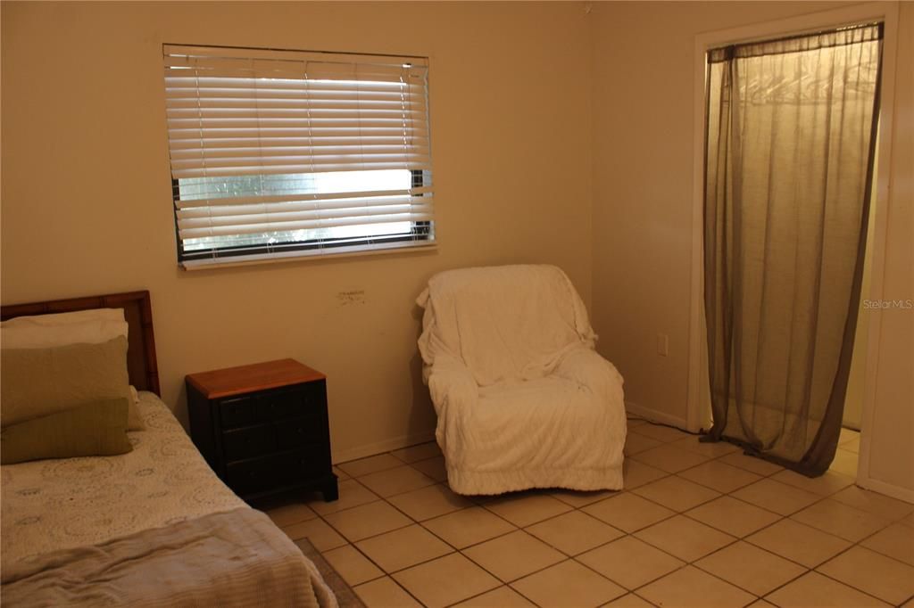 For Sale: $335,000 (3 beds, 2 baths, 2138 Square Feet)