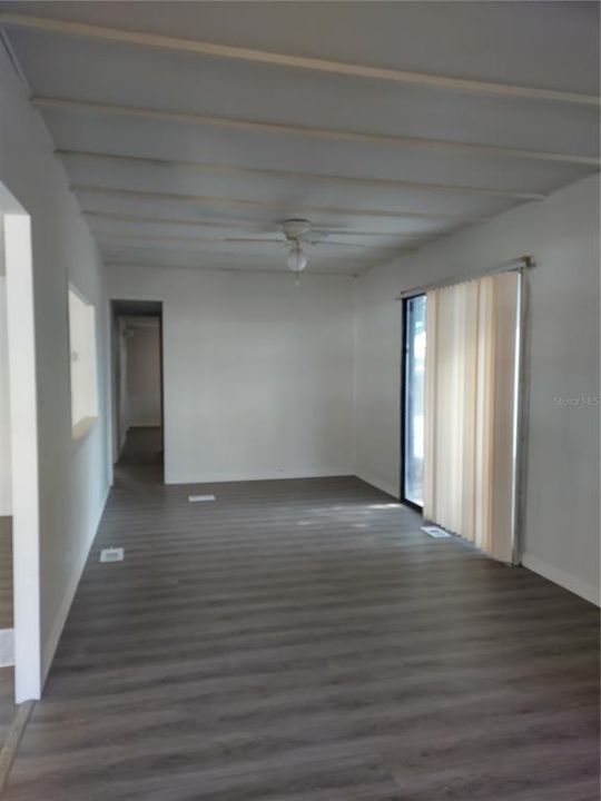 For Rent: $1,500 (2 beds, 1 baths, 750 Square Feet)