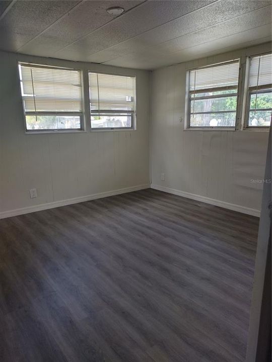 For Rent: $1,500 (2 beds, 1 baths, 750 Square Feet)