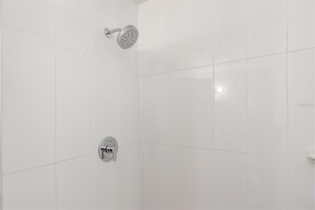 For Sale: $452,000 (3 beds, 3 baths, 2076 Square Feet)