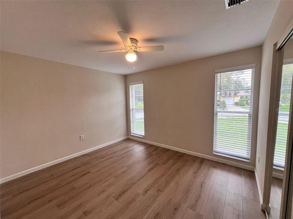 For Rent: $1,825 (3 beds, 1 baths, 998 Square Feet)