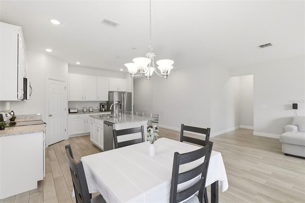 Active With Contract: $625,000 (4 beds, 2 baths, 1920 Square Feet)