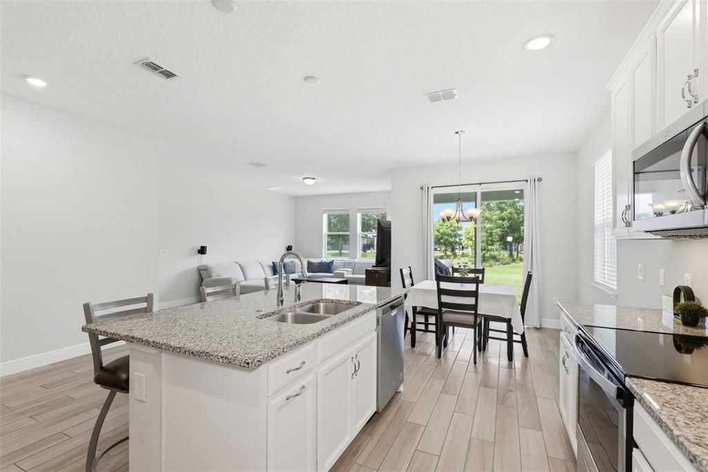 Active With Contract: $625,000 (4 beds, 2 baths, 1920 Square Feet)