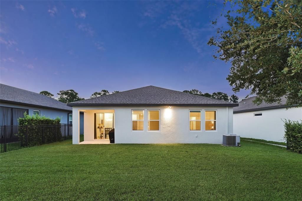Active With Contract: $625,000 (4 beds, 2 baths, 1920 Square Feet)