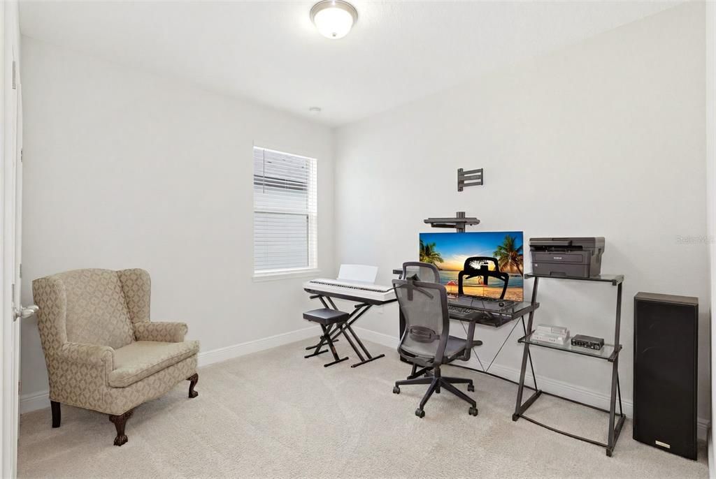 Active With Contract: $625,000 (4 beds, 2 baths, 1920 Square Feet)