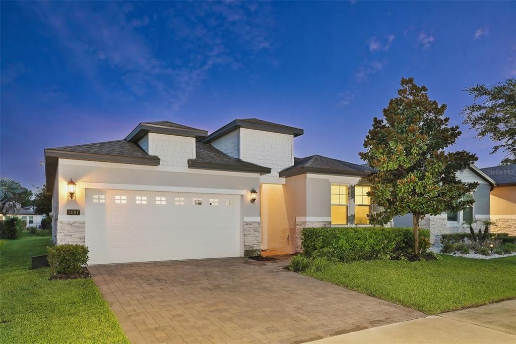 Active With Contract: $625,000 (4 beds, 2 baths, 1920 Square Feet)
