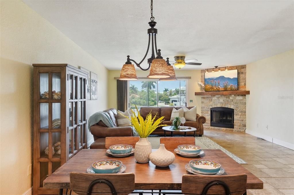 For Rent: $4,000 (2 beds, 2 baths, 1650 Square Feet)