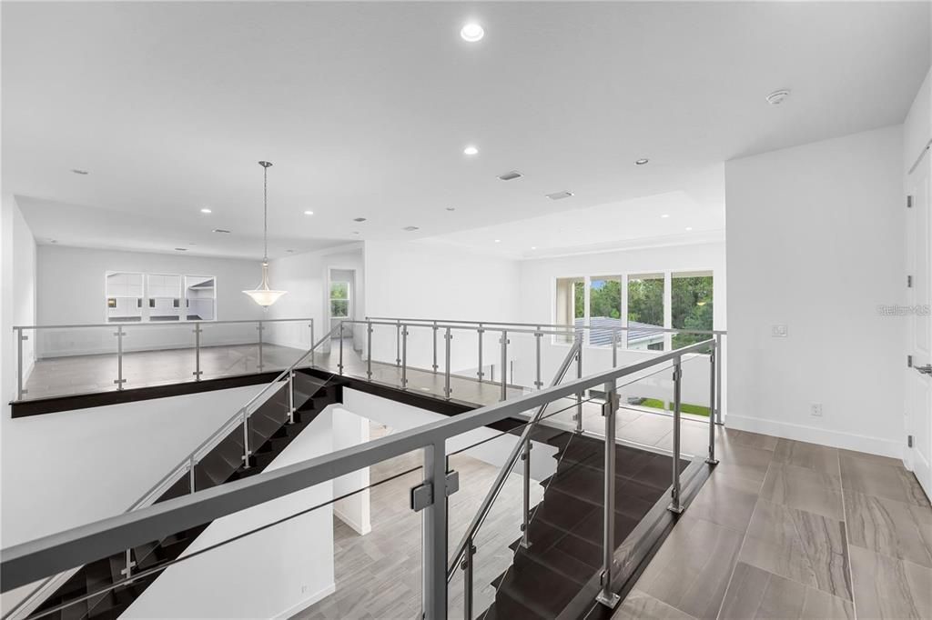 For Sale: $3,300,000 (6 beds, 6 baths, 7093 Square Feet)
