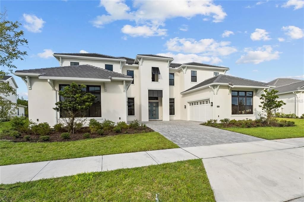 For Sale: $3,300,000 (6 beds, 6 baths, 7093 Square Feet)