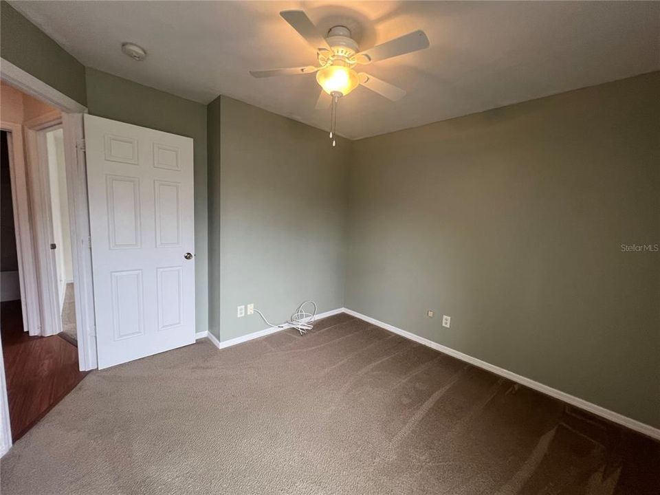 В аренду: $1,700 (3 спален, 2 ванн, 1192 Квадратных фут)